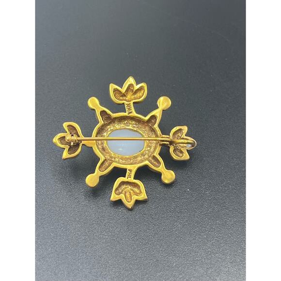 MMA PML Gold Plate Enamel Faux Pearl Pin / Pendant Metropolitan Museum of Art - Picture 5 of 9